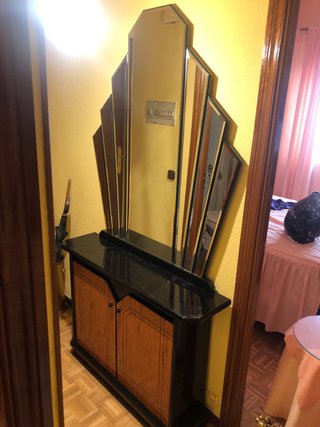 Mueble aparador vintage con espejo