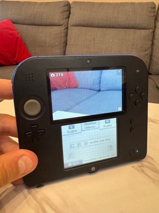 Nintendo 2DS nero/blu con caricatore e pennino