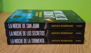 Lote novela negra Trilogía de la Noche