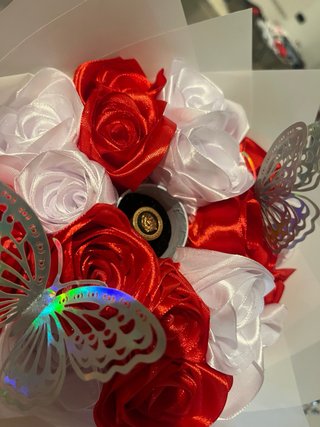 Ramo de flores hecho a mano
