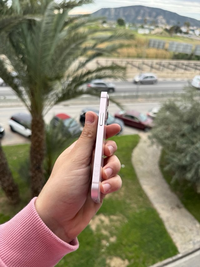 iPhone 13 Mini - 100% Batería