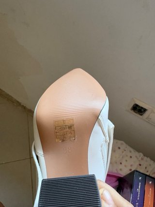 Botas altas blancas tacón