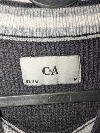 Jersey C&A Negro y Gris