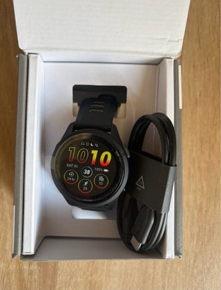 Reloj Garmin Forerunner 265 AMOLED Negro