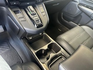 Honda CR-V 2.0­ i­-MMD 4x2 Sport Line