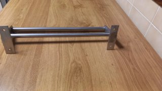 Cuelga toallas metalico