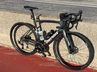 Mendiz F8 SH-105 full carbono algo negociable