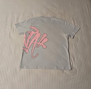 Camiseta Syna World Gris y Rosa Oversize