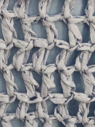 Bolso Tote nuevo rafia azul claro tejido a mano .
