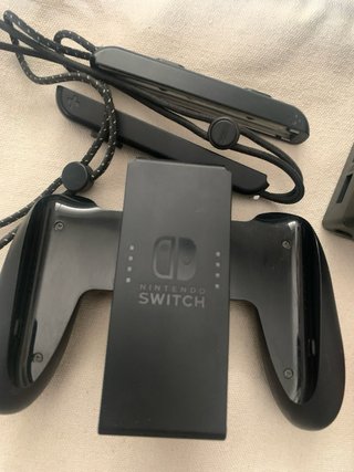 Nintendo Switch V2 + Super Mario Odyssey
