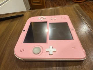 Nintendo 2DS Tomodachi Life Edizione Rosa