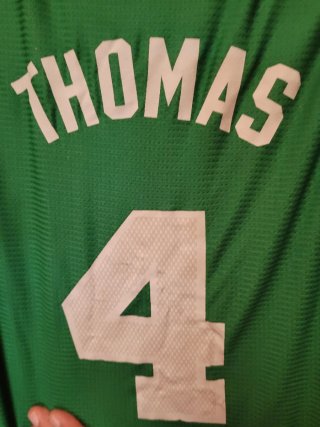 Camiseta Celtics Thomas Adidas Talla M sin estreno