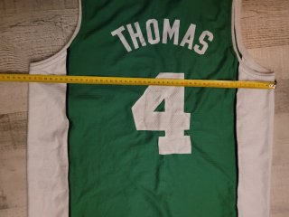 Camiseta Celtics Thomas Adidas Talla M sin estreno