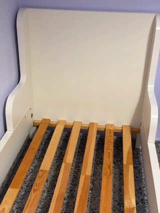 Cama juvenil extensible IKEA Busunge