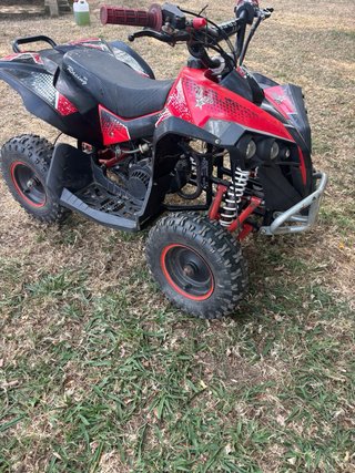 Quad infantil 49cc rojo y negro