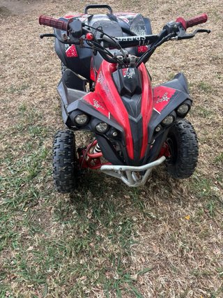 Quad infantil 49cc rojo y negro