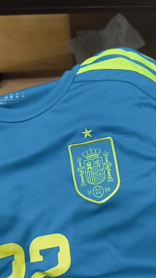 Conjunto Portero España Adidas Talla 9-10 años