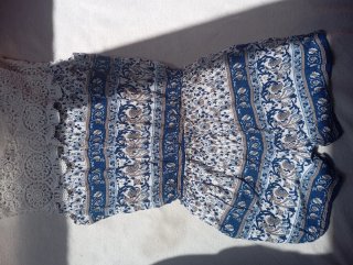 Mono de verano con encaje