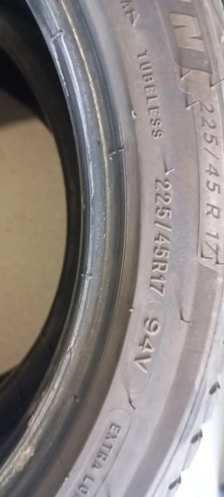 Michelin 225/45 R17 94V Neumático