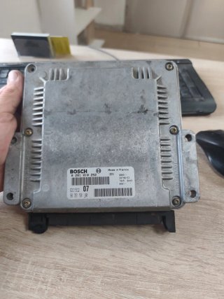 ECU Motor Citroen Xantia EDC15C2 0281010252