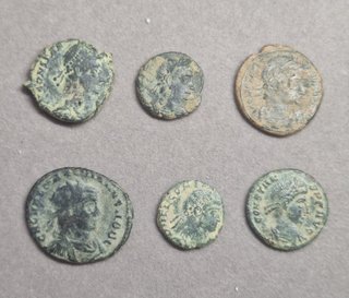 Lote de monete romane da pulire e identificare