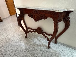 Se hacen lotes Muebles de madera marrón y dorado
