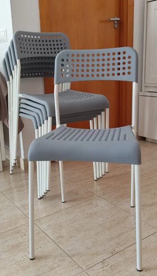 Set de 6 Sillas Grises Metálicas
