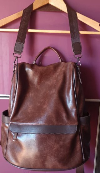 Mochila efecto piel marrón T. M - Como nueva