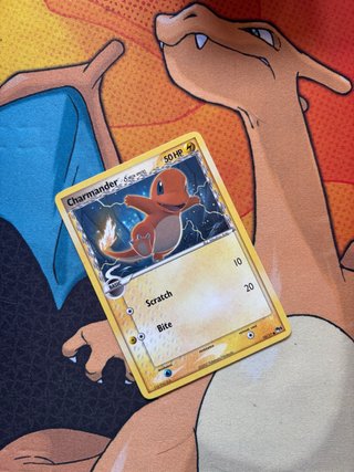 Carta Pokémon Charmander Delta Species