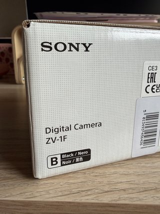 Cámara Sony ZV-1F para Vlogging + accesorios