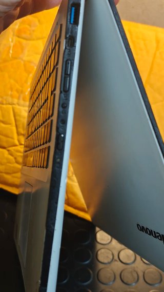 Lenovo Yoga 700 Táctil 360º i5 8GB SSD 256GB