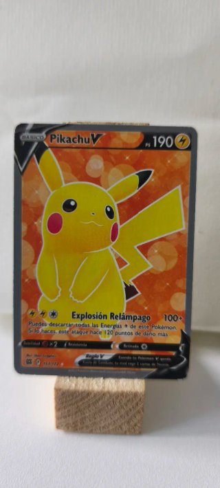 Carta Pokémon Pikachu V 190 PS