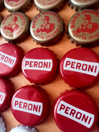 50 Tappi Birra Peroni e Campari Soda