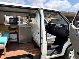 Volkswagen Extralarga Camper 2000
