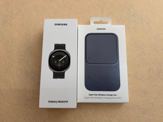 Samsung Galaxy Watch9 44mm Plata LTE + Cargador