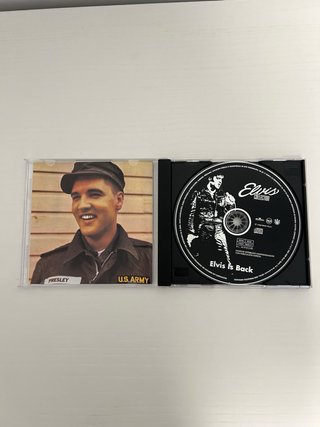 CD Elvis is Back! (Nunca reproducido)