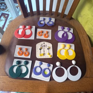 Lote de pendientes de feria
