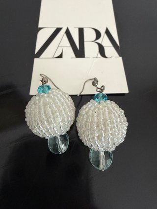 Orecchini Zara bianchi e blu