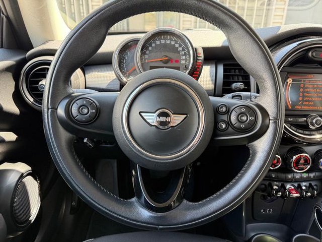 MINI MINI ONE 5 PUERTAS