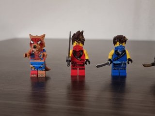 Lote de 8 minifiguras lego