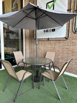 Mesa Redonda de Cristal Templado + 4 Sillas. Muebles de Jardin y Terraza