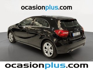 Mercedes-Benz Clase A 180 90 kW (122 CV)