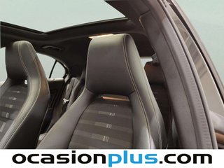 Mercedes-Benz Clase A 180 90 kW (122 CV)