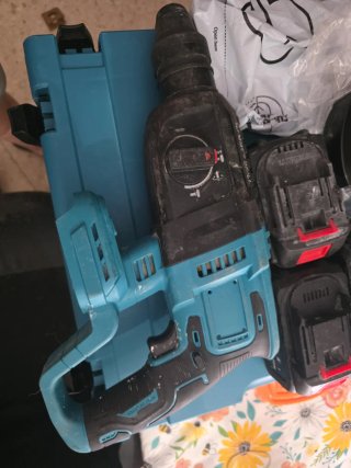 Taladro Percutor y Amoladora Inalámbrica