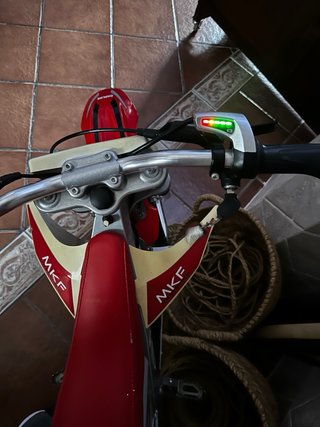 Moto infantil tipo cross