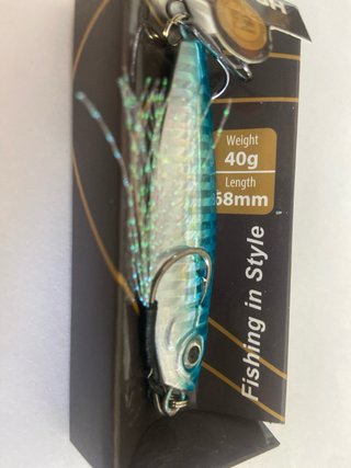 Señuelo JIG 40g 6.8cm