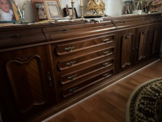Mesa comedor + 6 sillas y aparador
