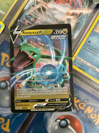 Carta Pokémon Rayquaza V 100/159