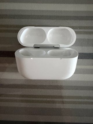 Apple AirPods Pro 3 Solo Case + Auricolare Destro