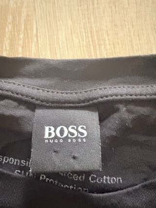 Camiseta Boss Negra Talla L original